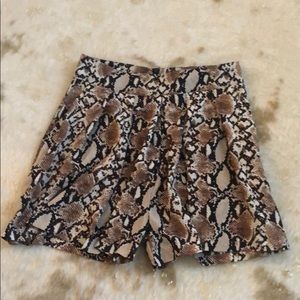 BNWT Hayden LA Snake Shorts